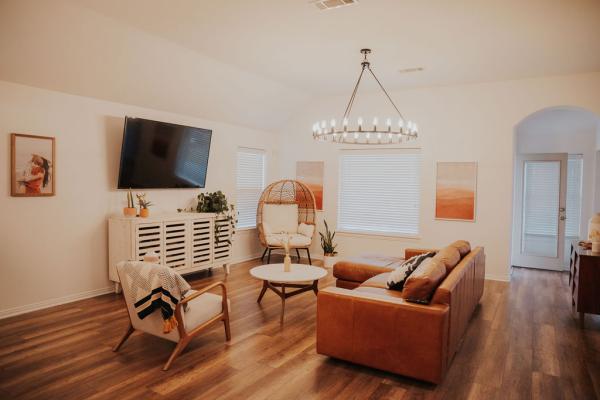 Crest Construction Group