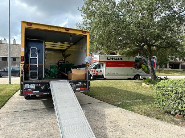 New Age Movers HTX