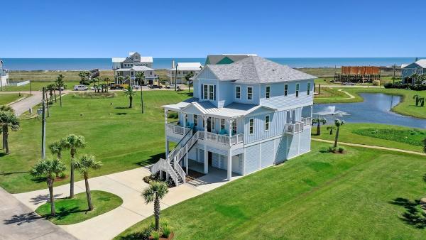 Top Notch Vacation Homes