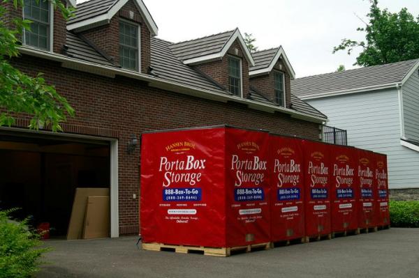 Hansen Bros. Moving & Storage