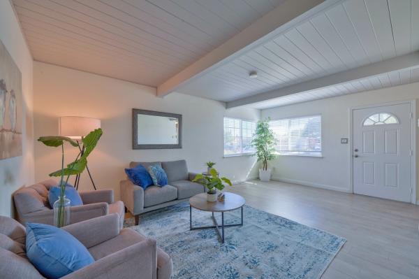 Homes by Henson Real Estate Team