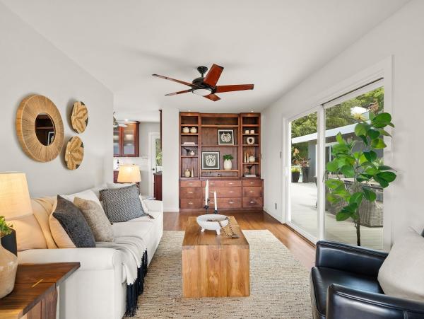 Phoebe Reyes Realtor