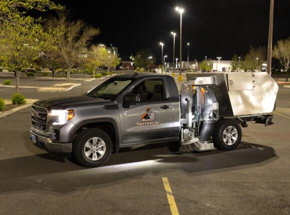Knight Parking Lot Sweeping and Pressure Washing