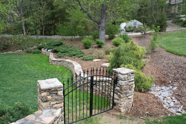 Lawn-n-Order Landscaping Inc