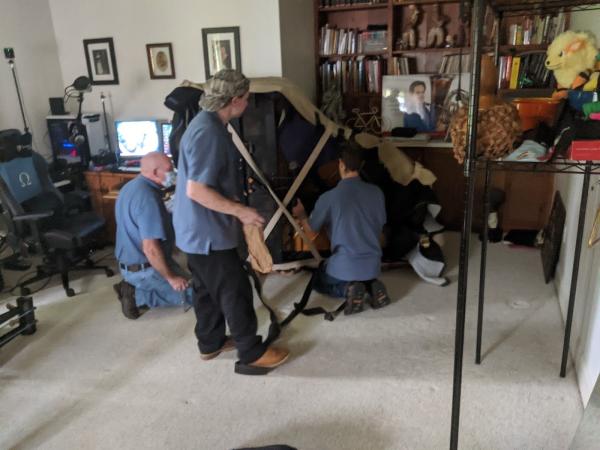 Kunis Piano Moving