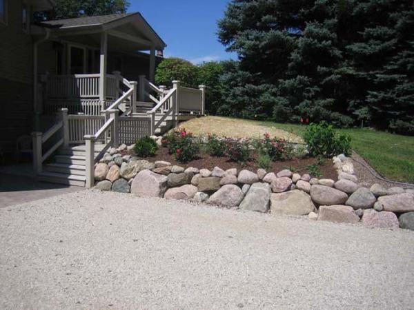 4 Seasons Landscaping Plus