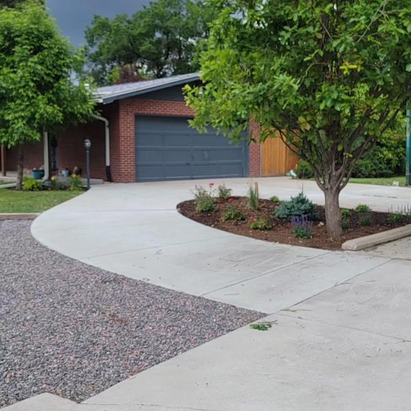 Tierra Landscape and Concrete