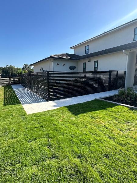 Straight Line Fencing