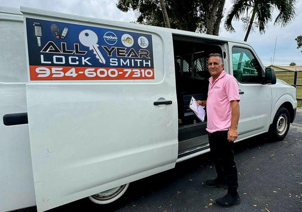 All Year Locksmith (Cerrajero) Mobile Services
