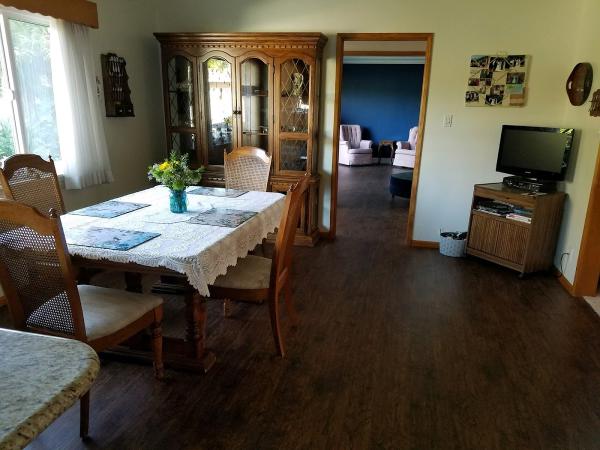 Fullerton Paint & Flooring