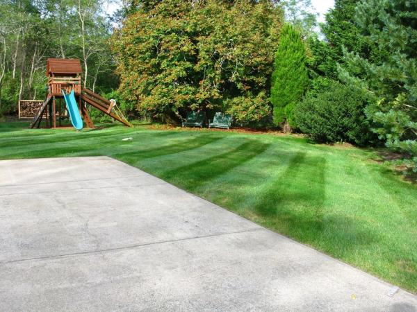 Bj's Lawncare & Landscaping
