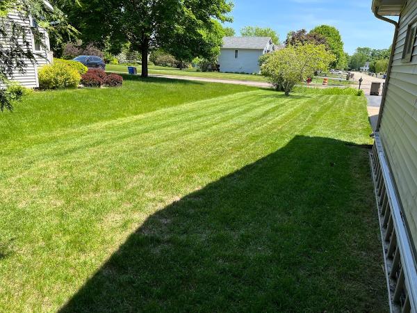Sharp Edge Lawn Care
