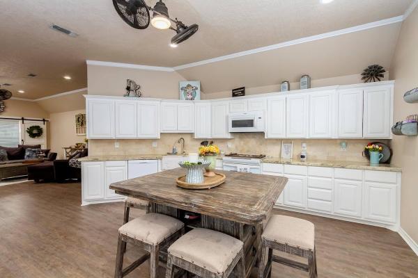 Southern Charmed Cleaning and Staging Services