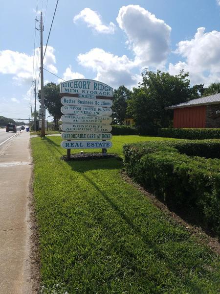 Live Oaks Realty