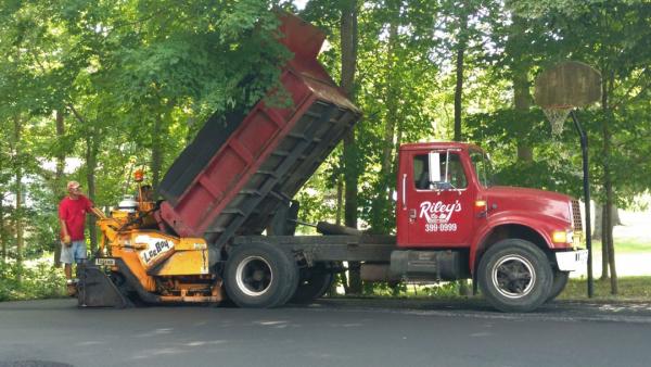 Riley's Sealcoating