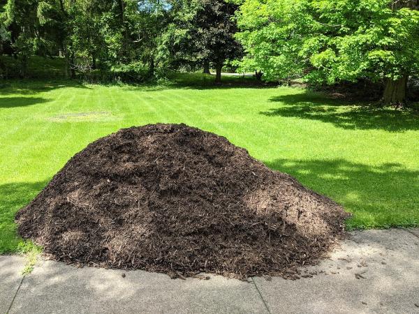 Akron's Finest Mulch