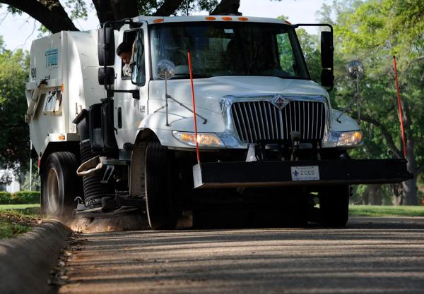 Cleaner Streets Sweeping