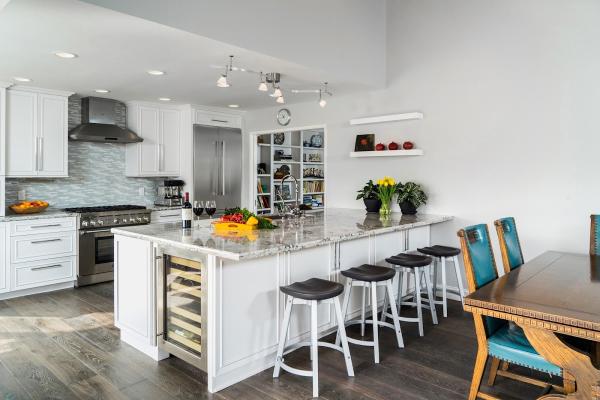 Sea Pointe Design & Remodel