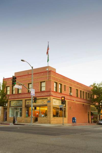 Red House Realty