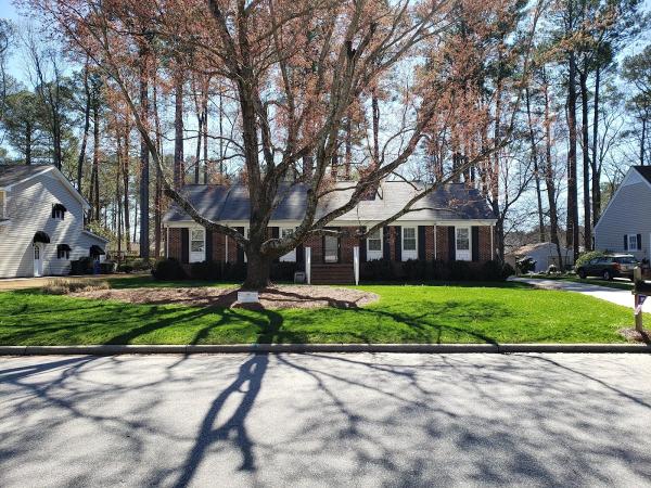 Seltzer's Service Lawn Maintenance