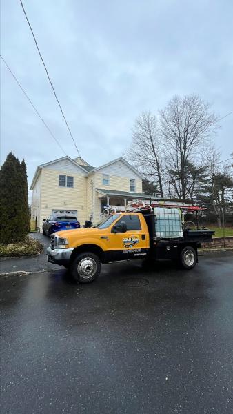 Gold Star Pressure Wash