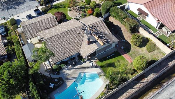 Ruiz Roofing Corporation