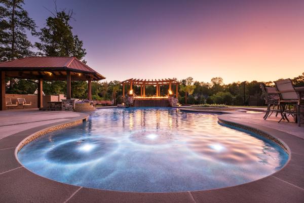 Signature Luxury Pools