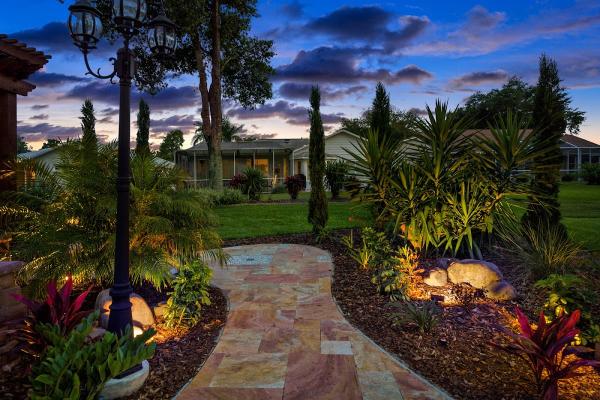 Avanti Outdoor Lighting