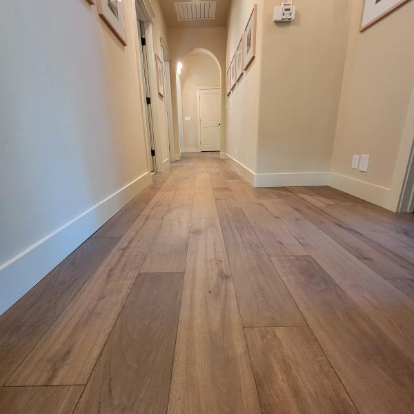 KM Flooring LLC