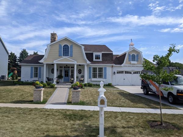 AJ Exteriors & Roofing