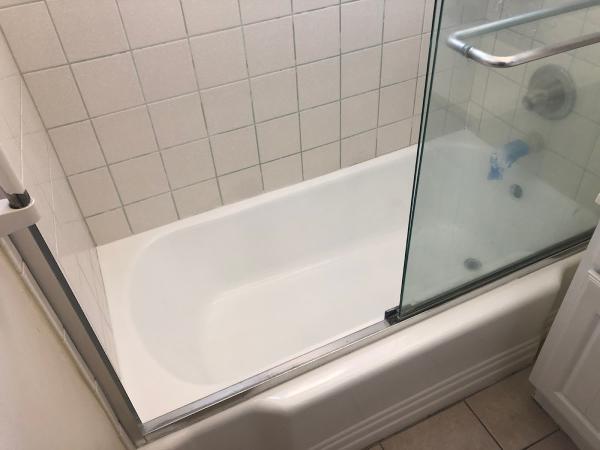 CE Bathtub Refinishing Florida
