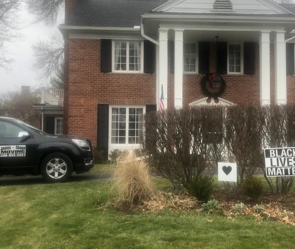 James and Shuan Moving Company LLC