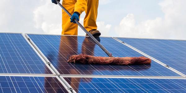 Local Green Solar Panel Cleaning
