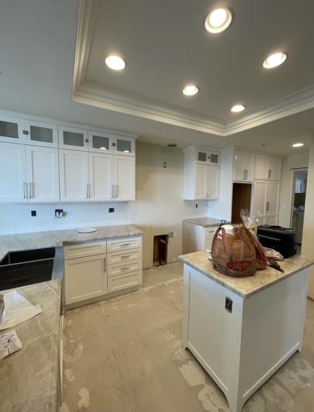 Escamilla Custom Cabinets & Doors