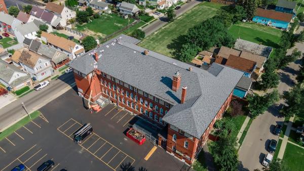 Besroi Roofing & Siding