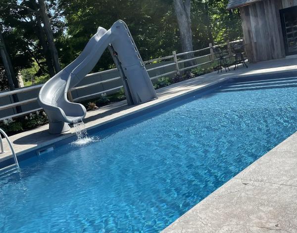 Hunters Pool Center
