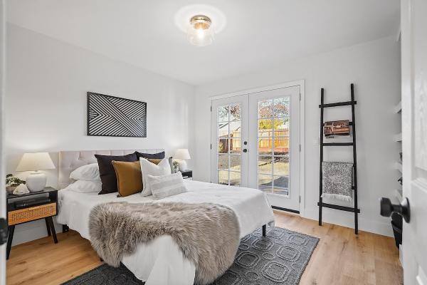 Bay Gold Staging & Design