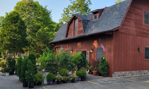 Paradise Gardens Nursery LLC