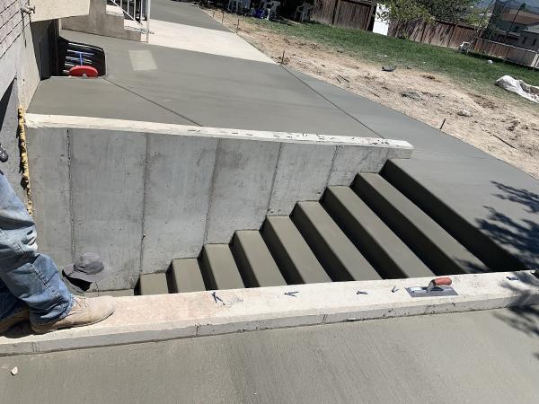 Zkasa Concrete Contractor
