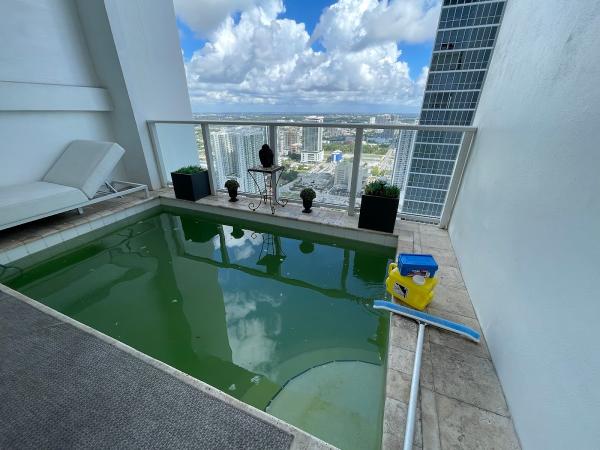 Soaky Pool Services