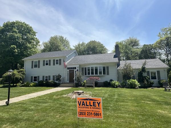 Valley Roofing and Siding Inc