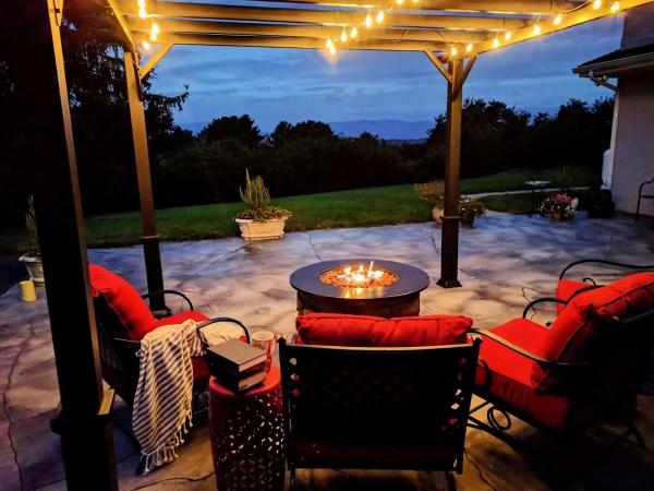 Bemister's Pool & Patio