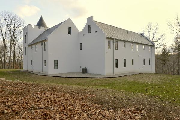 Leigh Overland Architect