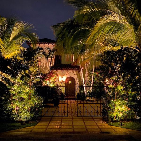 Tropical Landscape Lighting