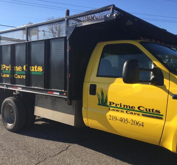 Prime Cuts Lawn Care