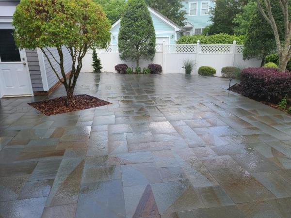 Outdoor Images Inc