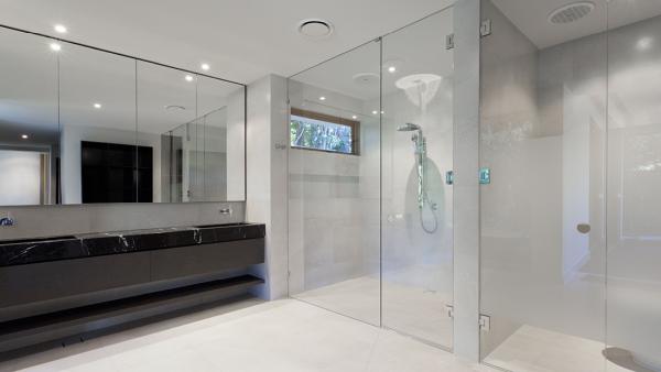 Carriage Glass & Mirror