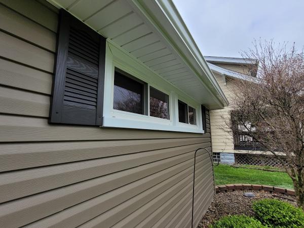 Advantage Windows & Siding Home Improvements LLC