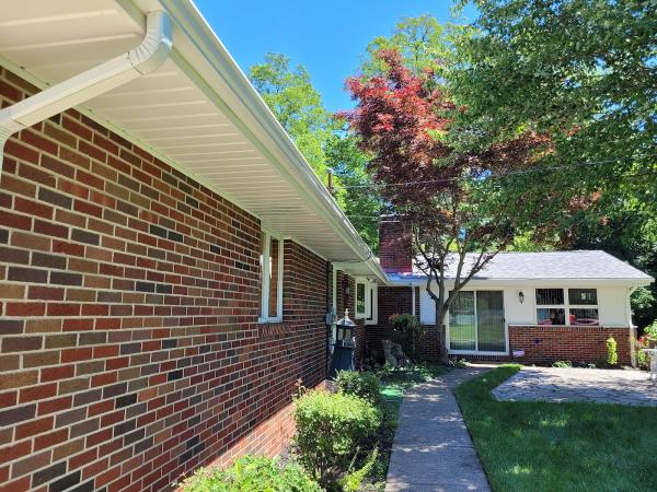 Advantage Windows & Siding Home Improvements LLC