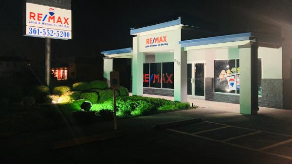 Re/Max Land & Homes On the Bay